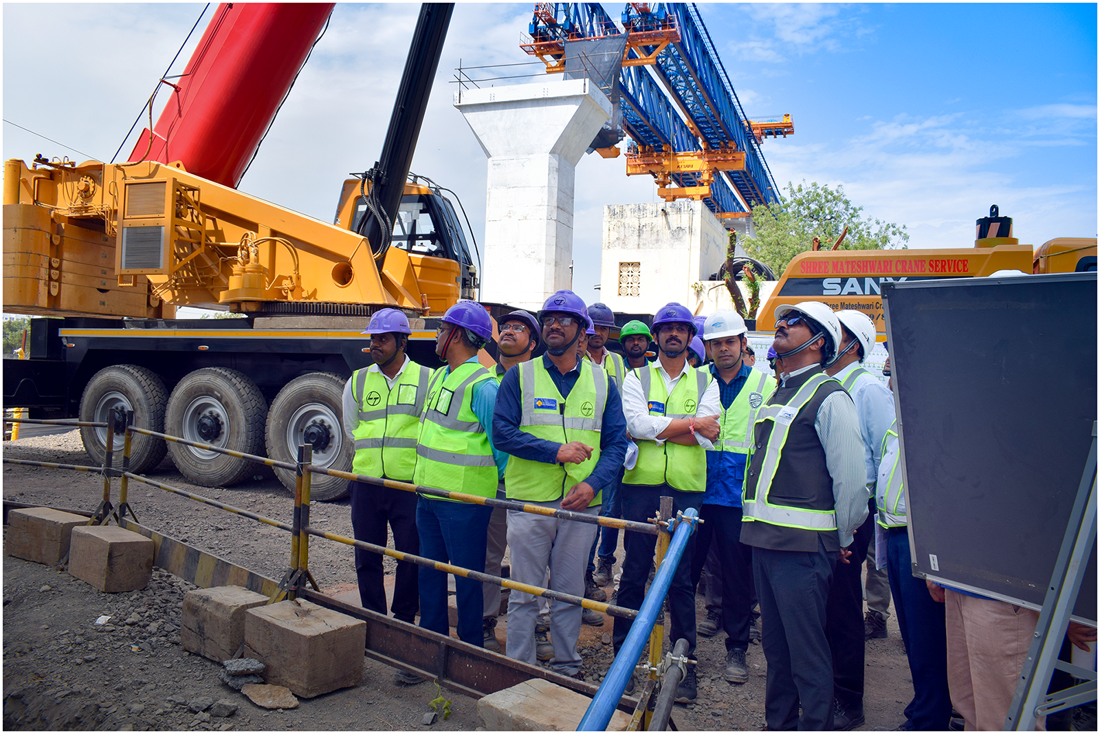 Shri Vivek Kumar Gupta, MD/NHSRCL visited various construction sites in Vadodara and Anand on February 19, 2025